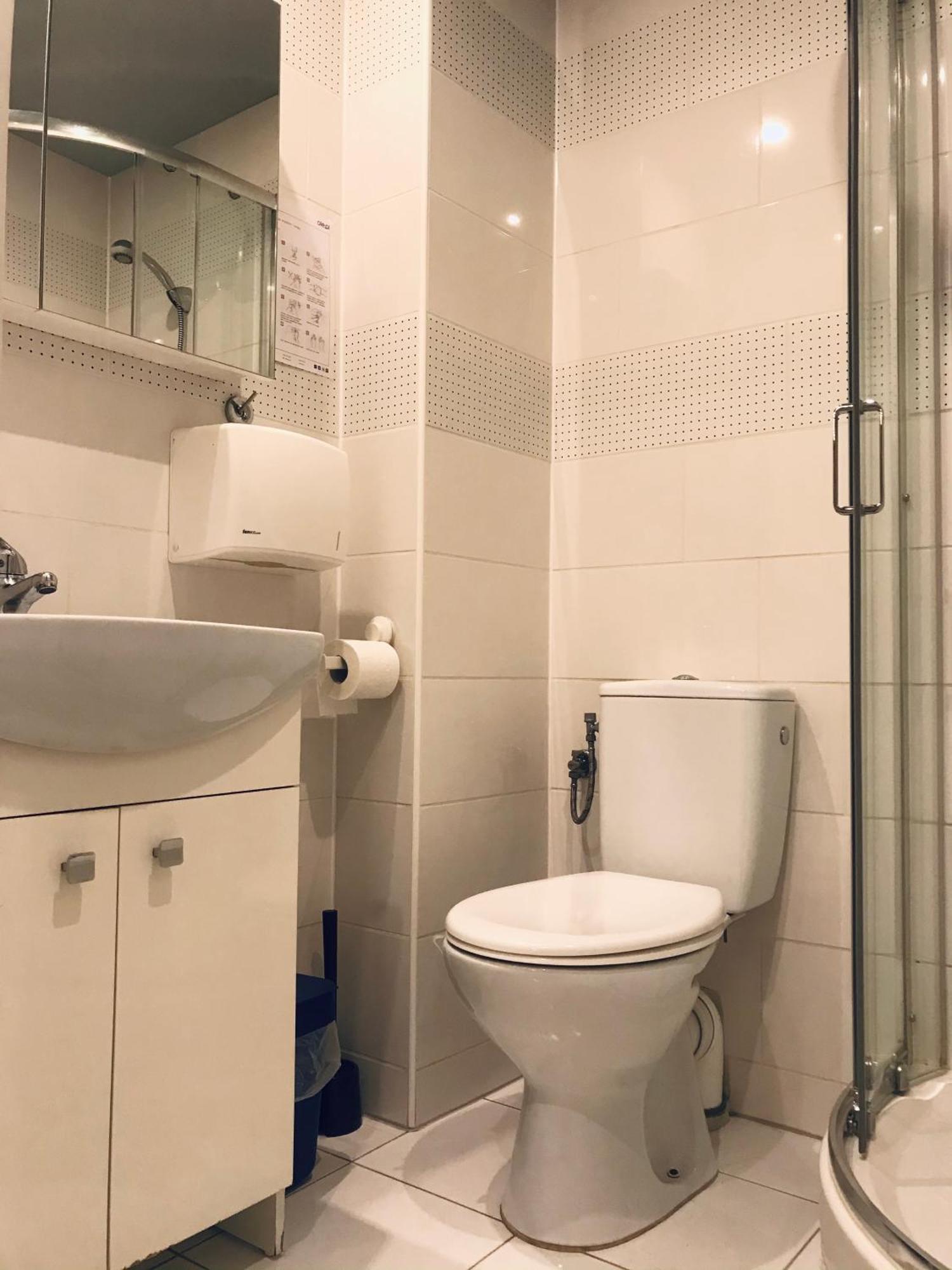 Wawel Hostel Красков Екстериор снимка