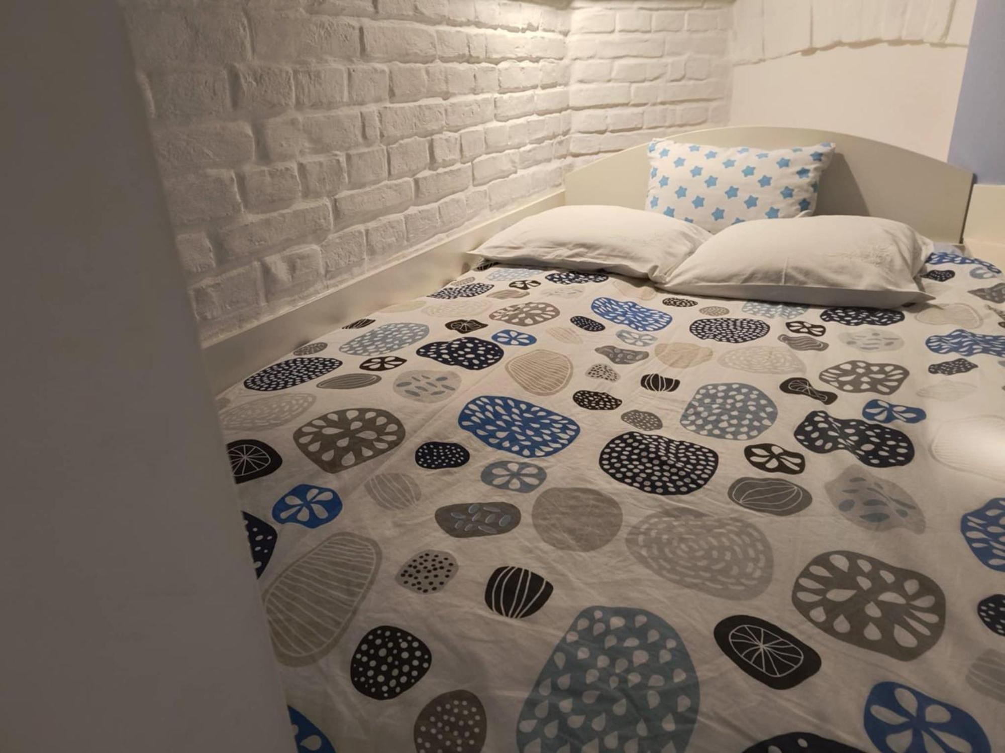 Wawel Hostel Красков Екстериор снимка