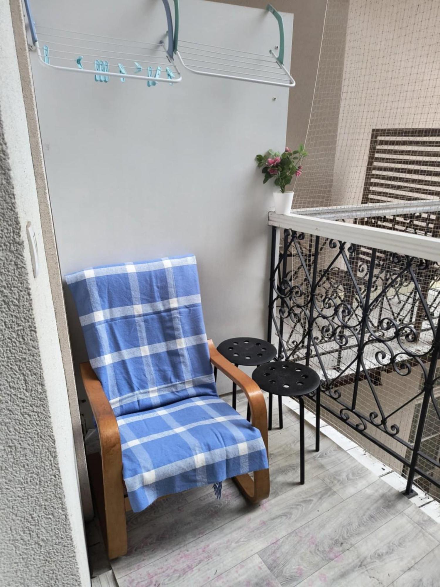 Wawel Hostel Красков Екстериор снимка